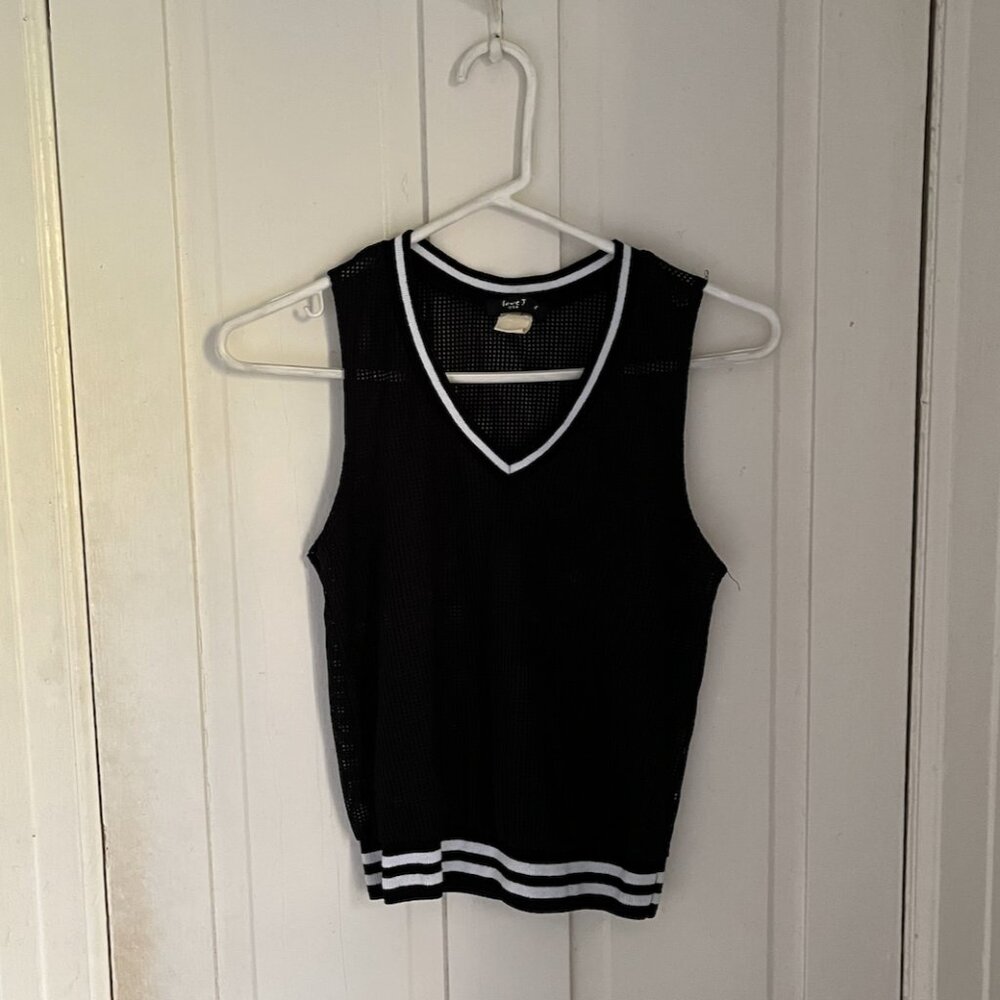 Love J USA sporty mesh tank